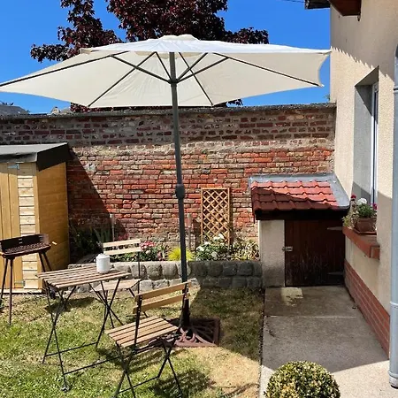 L'Opaline-Maisonnette 28m2 grand confort avec jardin-tout inclus * Tully